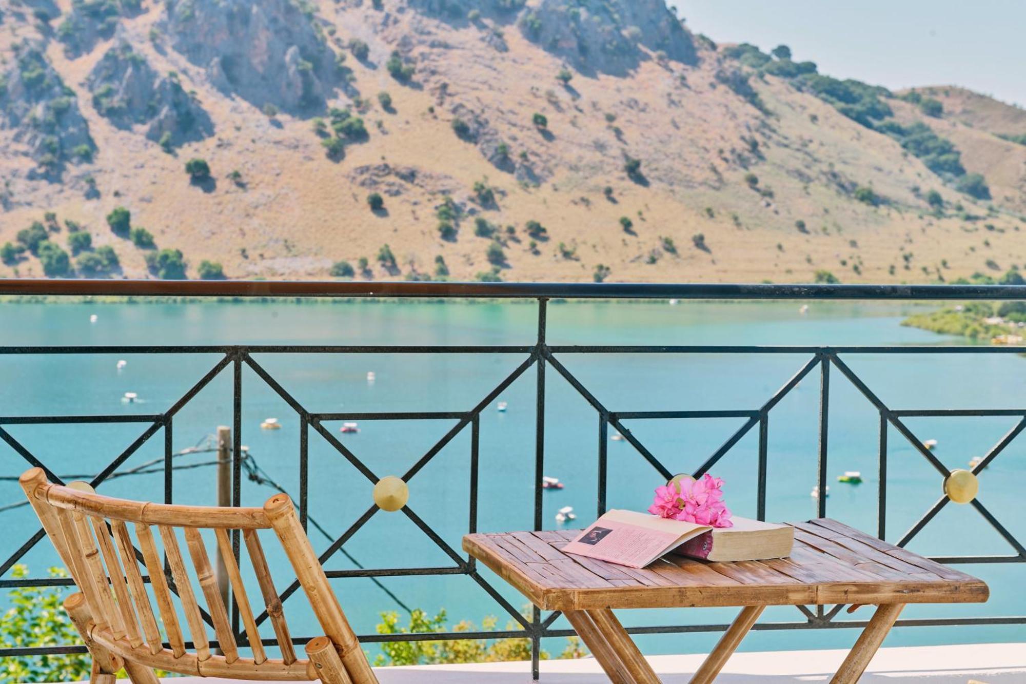 Lake View Suites Kávallos المظهر الخارجي الصورة