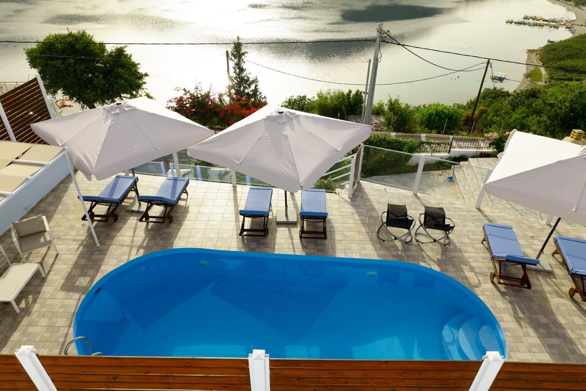 Lake View Suites Kávallos المظهر الخارجي الصورة